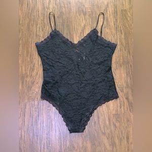 Anthropologie Sabrina V-neck lace bodysuit
